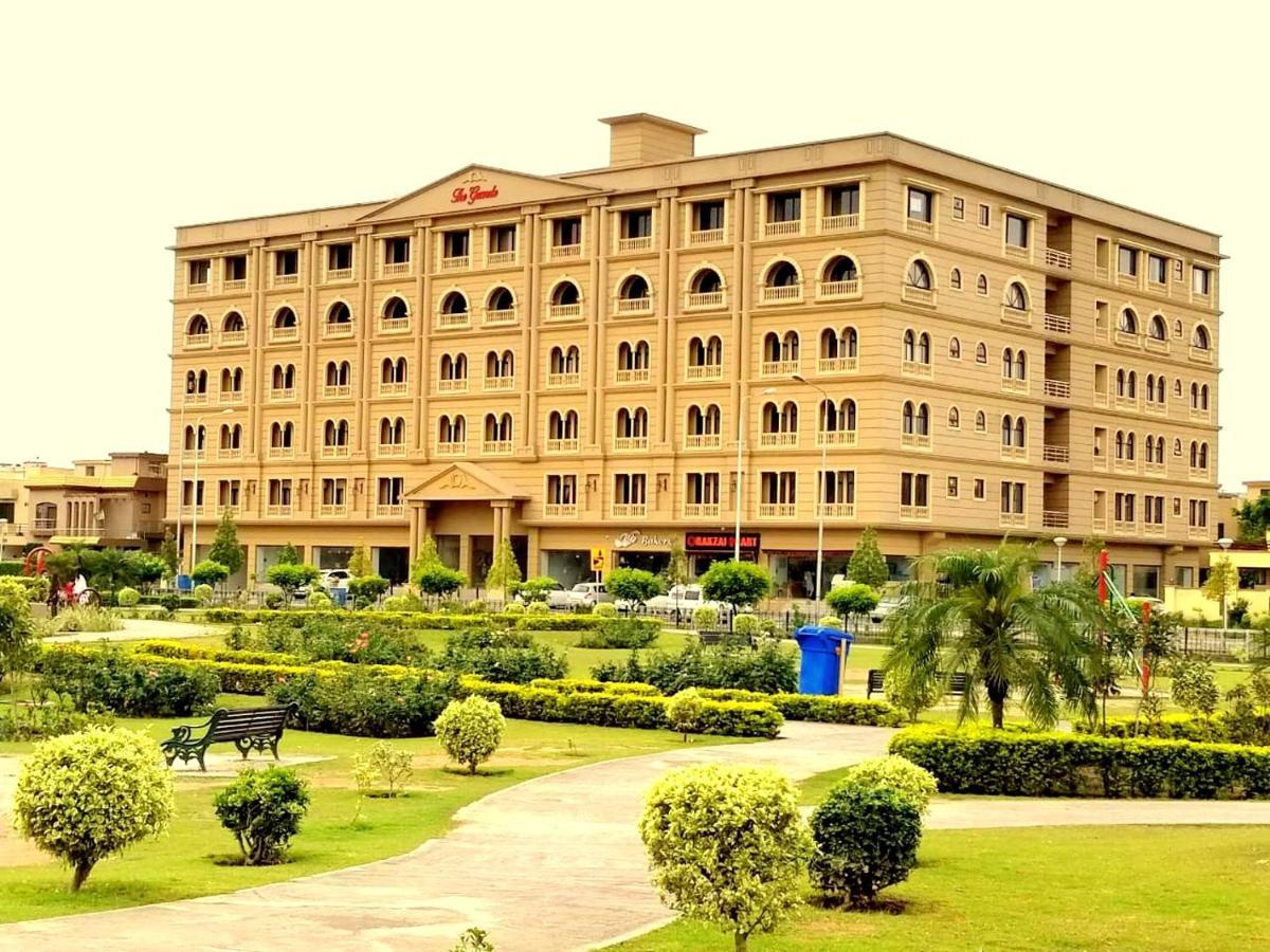 The Millenial Apartments & Suites Bahria Town Rawalpindi Extérieur photo