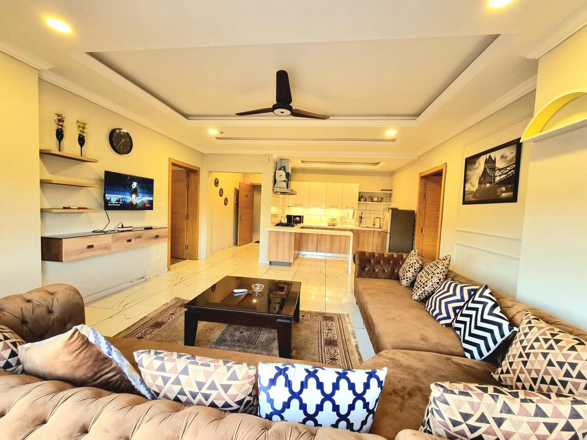 The Millenial Apartments & Suites Bahria Town Rawalpindi Chambre photo