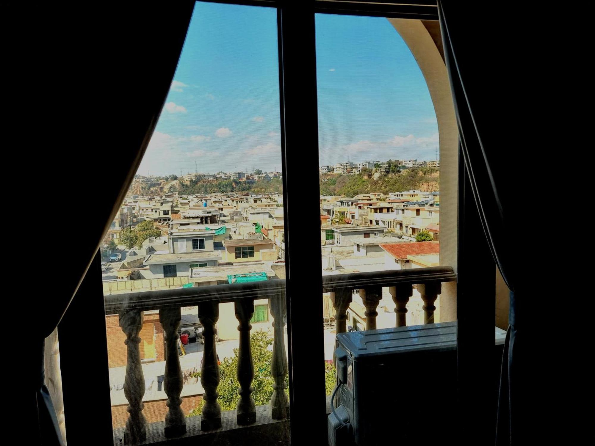 The Millenial Apartments & Suites Bahria Town Rawalpindi Chambre photo