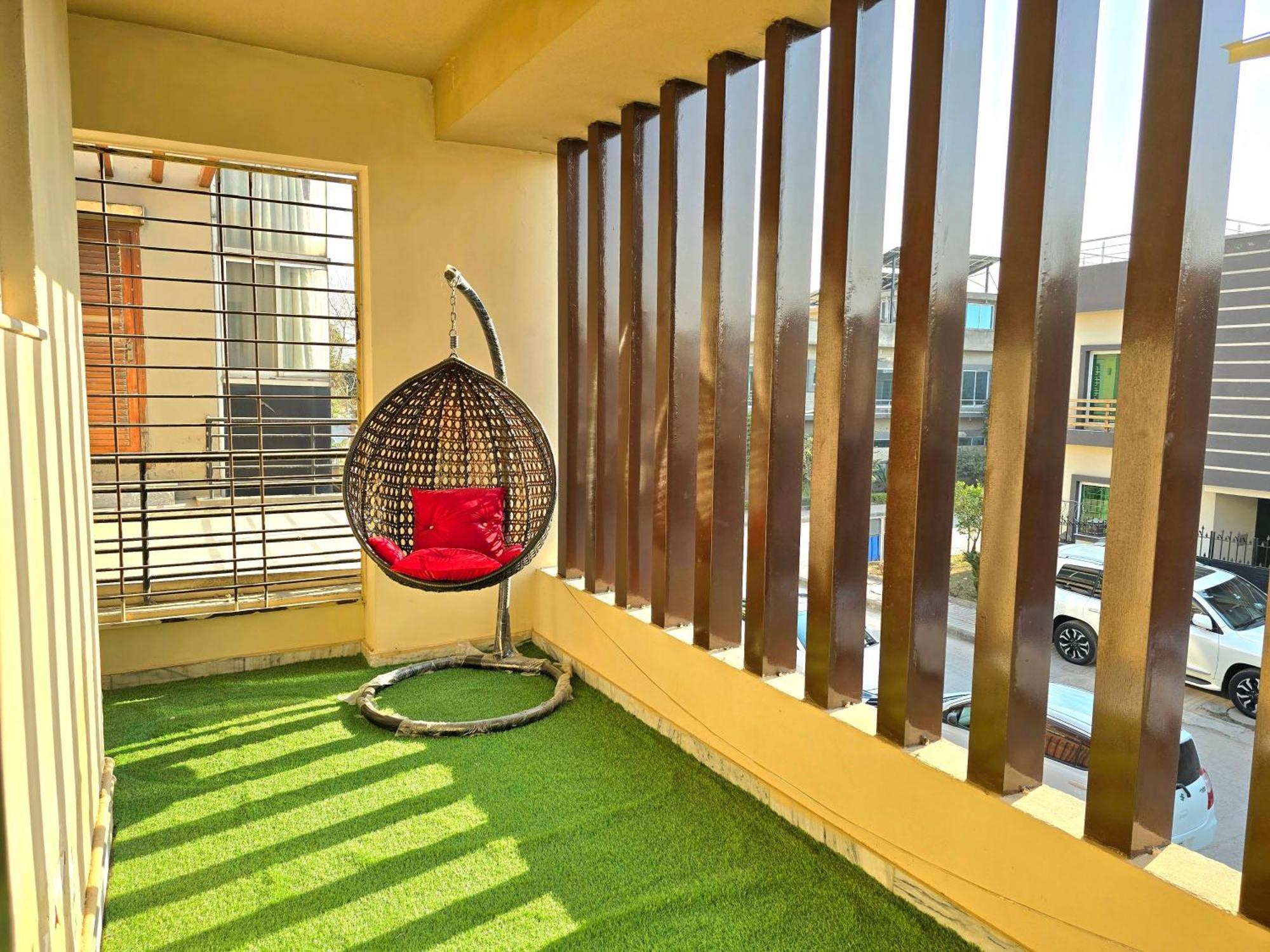 The Millenial Apartments & Suites Bahria Town Rawalpindi Chambre photo