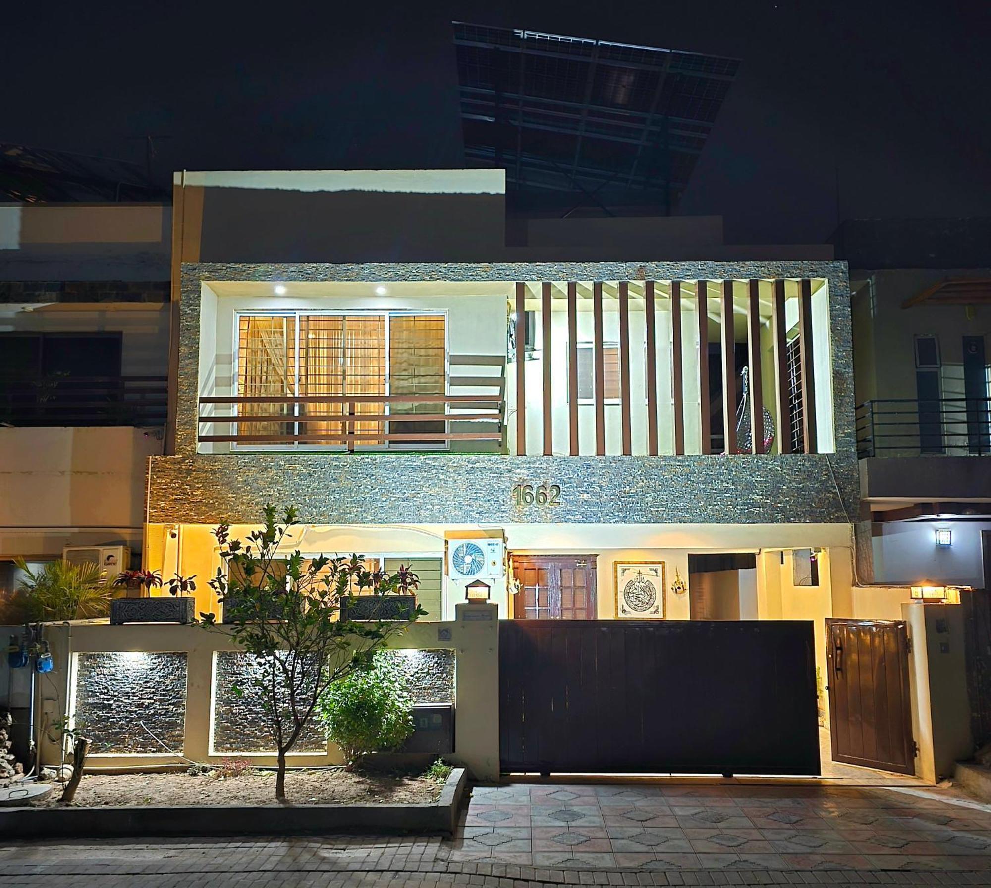 The Millenial Apartments & Suites Bahria Town Rawalpindi Chambre photo